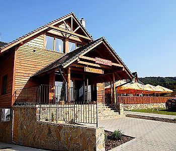 Wellness Pension & Salas Saris Park Prešov Exterior foto